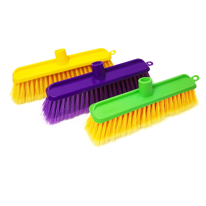 P152165 PLASTIC BROOM    