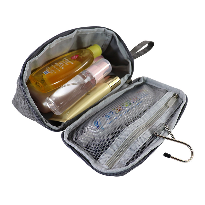 P581484   Toiletry bag