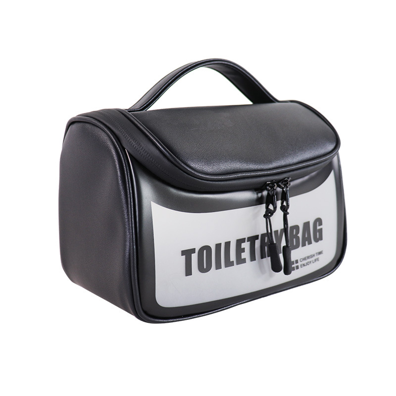 P581489 Toiletry bag    